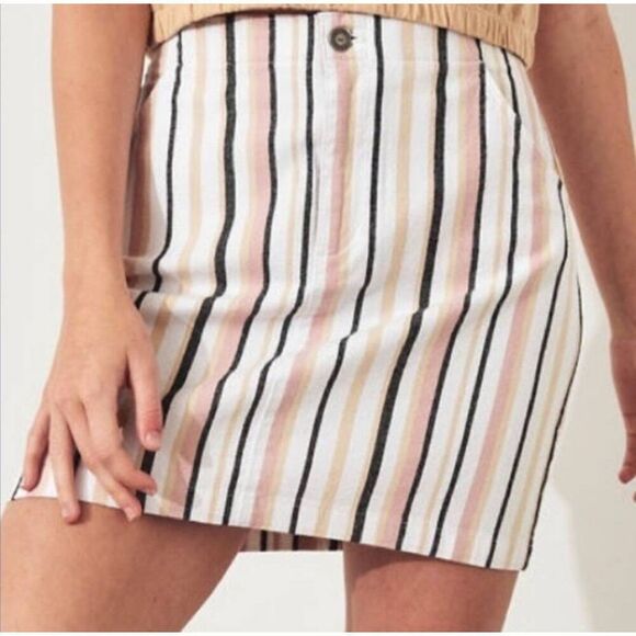 🔺️Hollister Cream Striped Print Ultra High Rise Skirt Small - Picture 1 of 9